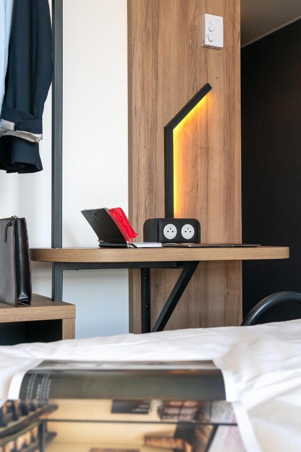Hotel Poitiers Aeroport 3*