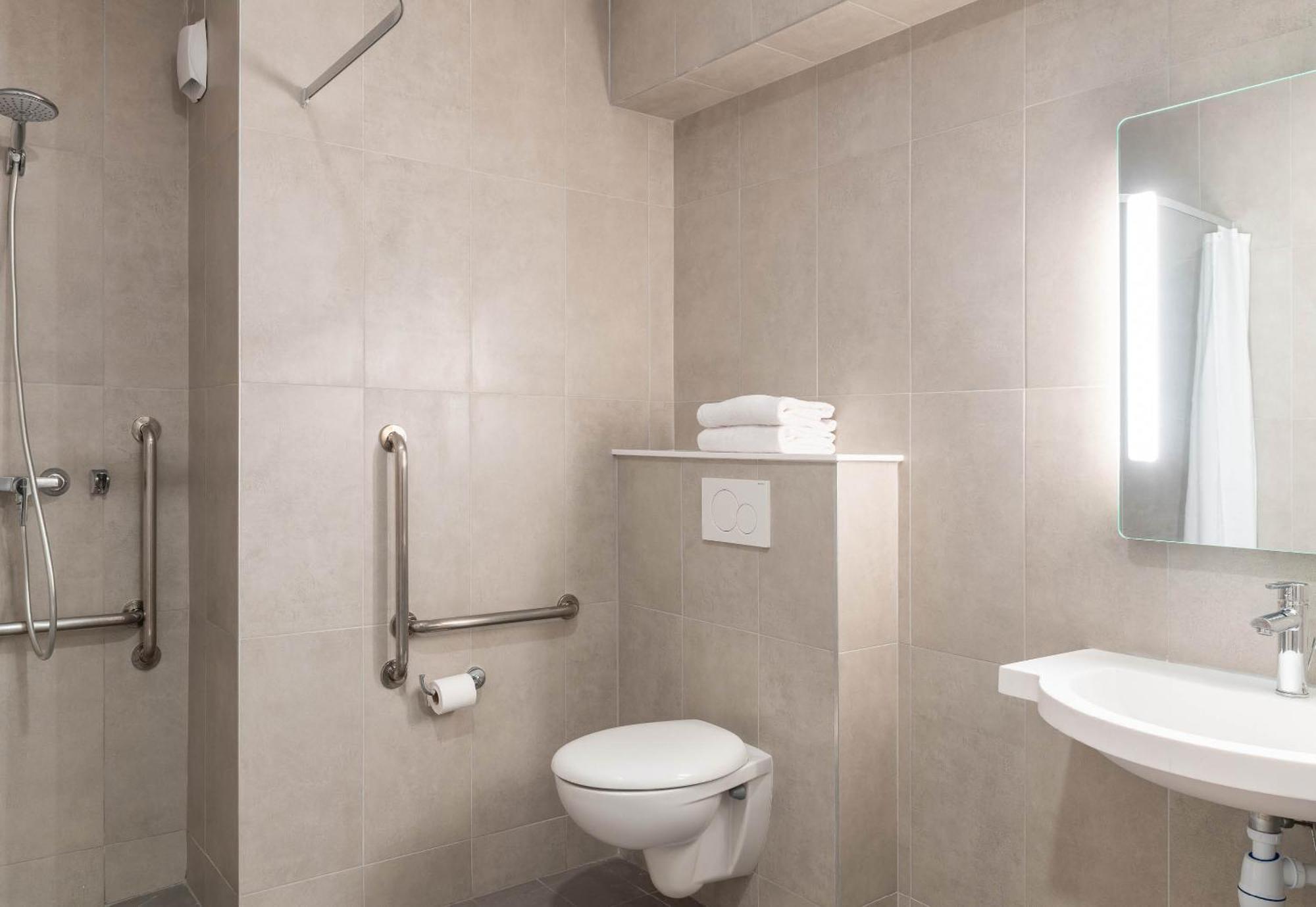 Poitiers Aeroport Hotel Biard